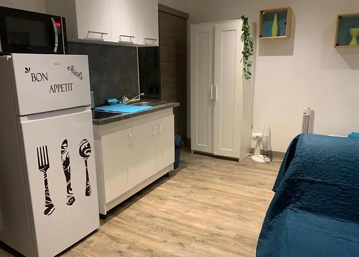 Studio 24M2 Intra-Muros